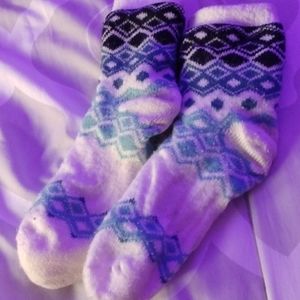 Aloe infused fluffy socks!